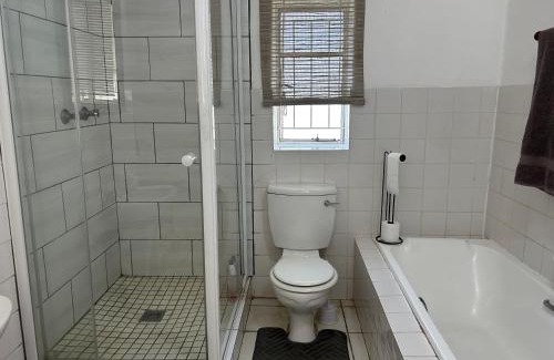 Witzenberg House | Pet-Friendly Plaashuisceres: Family-Approved Retreat