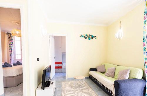 Antibes Old Town Apartment | Family-Friendly Apartments in Beautiful Antibes, France