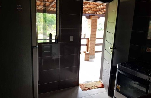 Brumadinho House | Experience Spectacular Views in a Family-Friendly Retreat
