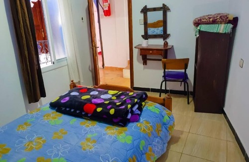 Chefchaouen House | Central Old Town Retreat: Family-Friendly & Welcoming