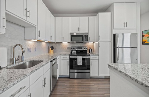Waller Creek District Apartment | Discover Placemakr Downtown Austin: Guest Rated 9.2/10