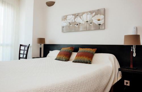 Argeles Plage Hotel | Oceanfront Retreat at Plage des Pins with Pool & Breakfast
