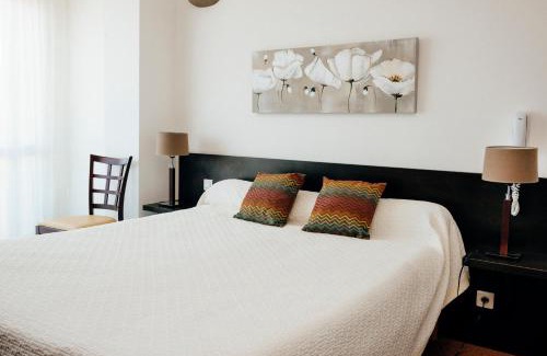 Argeles Plage Hotel | Oceanfront Retreat at Plage des Pins with Pool & Breakfast