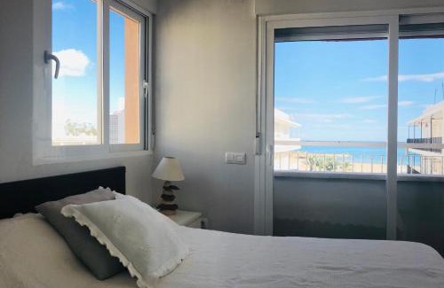 Platja de l'Arenal Apartment | Oceanfront Plaja Arenal Javea Apartment with Sea Views