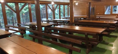 Ravna Gora Ski Chalet | Guest Rated 10/10 at Planinarski dom Ružica Hotel