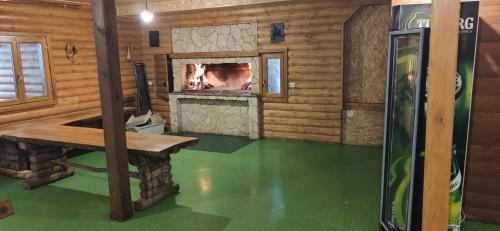 Ravna Gora Ski Chalet | Guest Rated 10/10 at Planinarski dom Ružica Hotel
