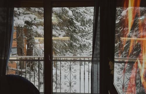 Kasidoli Ski Chalet | Guest Rated: 9.8 at Planinska kuća Dunja - Pet Friendly Retreat