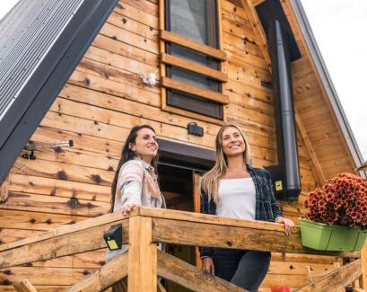 Kremna House | Exceptional Planinska kuća Isiteo with Hot Tub & Family Fun