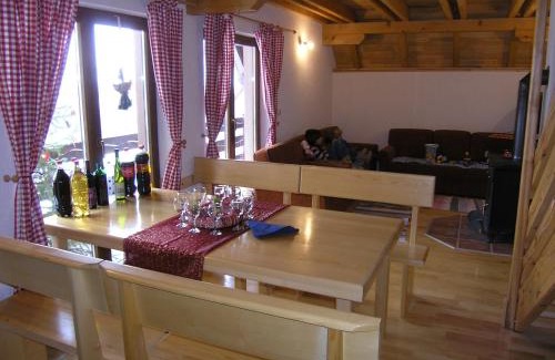 Kupres Ski Chalet | Guest Rated 10/10: Planinska kuća Kupres Awaits You
