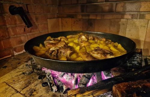 Nisici Ski Chalet | Idyllic Getaway at Planinska Kuća Nišićka Visoravan