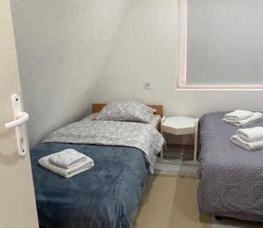 Strmosten Villa | Discover Planinska vila KTM Lisine: Perfect for Families