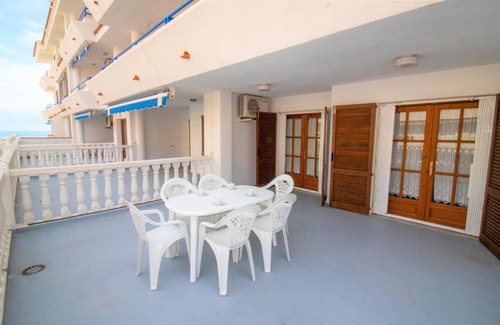 Alcossebre Apartment | Oceanfront Retreat at Playa Cargador - Guest Rated 9/10