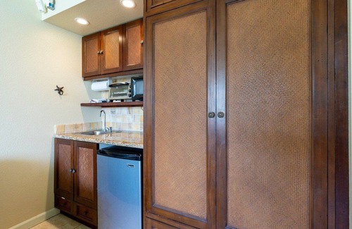 Wailua Apartment | Oceanfront Plantation-Style Resort in Beautiful Kauai