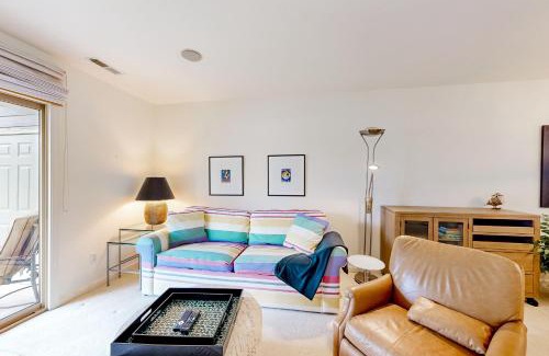 Lewes House | Premier Plantations East: Guest Rated 10/10 with Pool & Pets