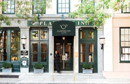 Charleston Historic District Hotel | Discover Planters Inn - A 4-Star Family-Friendly Retreat