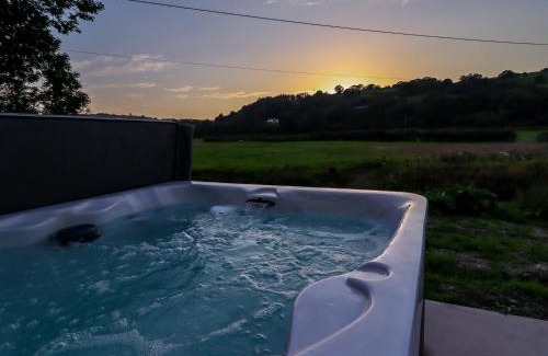 Abergele House | Elegant Getaway at Plas Glan Yr Afon - 4-Star Comfort
