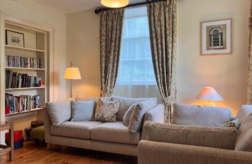 Graigfechan House | Experience Plas yn Yale with Spectacular Mountain Views