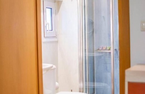 Nei Pori Hotel | Discover Platamon Centrale: Family-Friendly and Dining Options