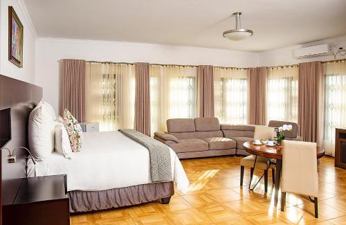 Matola Hotel | Discover Platinum Lodge Matola: Family-Friendly Retreat