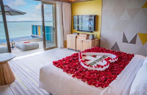Farukolhufushi Island Hotel | Exclusive Overwater Pool Villa at Hard Rock with Lagoon Access