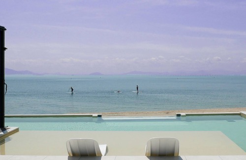 Minami-komatsu Villa | Experience PLATINUM RESORT: Villa with Infinity Pool & Beach
