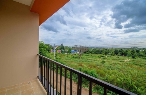 Hin Lek Fai Villa | Relax in Comfort at Platoo Pool Villa with Private Pools