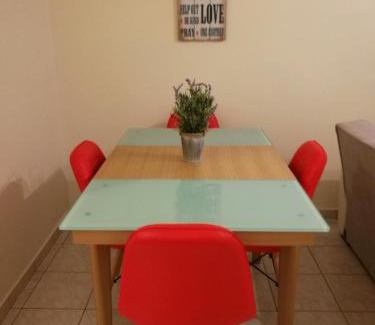 Kolokinthou Apartment | Family-Friendly Stay at Platos Academy Apartment, Rated 8.7