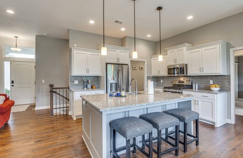 Platte City House | Relaxing Platte City Retreat with Pool & Patio Near Kansas City