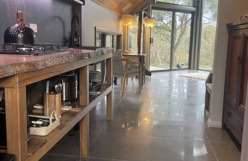 Dundee Cabin | Platypus Bend Eco Retreat - Off Grid rural hideaway