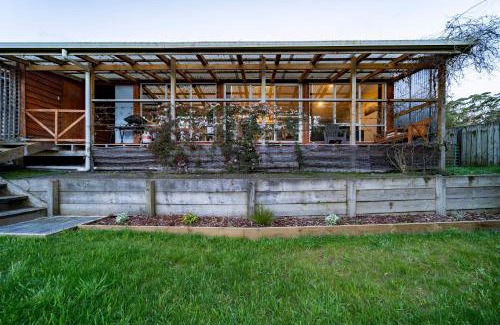 Smithton Bed & Breakfast | Top-Rated Platypus Waters B&B: Pet-Friendly & Accessible