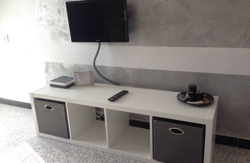 Playa del Ingles Apartment | Prime Location: Playa del Inglés Steps from Yumbo!