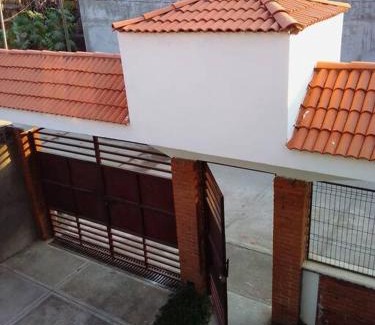 Playa Azul House | Pet-Friendly Playa Azul: Family Retreat in Michoacán