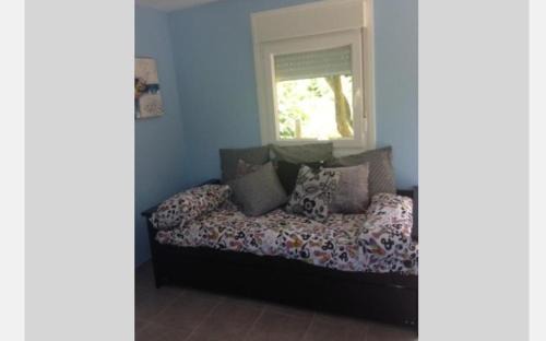 Cangas Apartment | Discover Playa de Areabrava: Family-Friendly & Pool Access