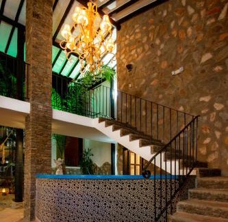 Margarita Island Hotel | Welcoming Posada Yaque Sol: Family-Friendly Retreat