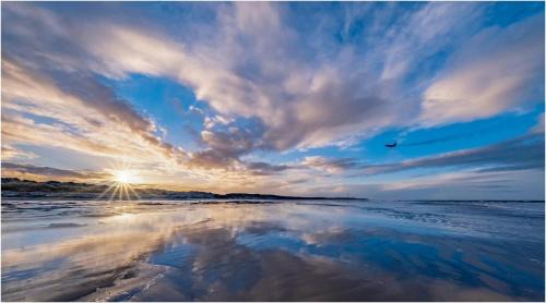 Lossiemouth Resort | Discover Playa la Casa: Oceanfront Oasis with Pool Access