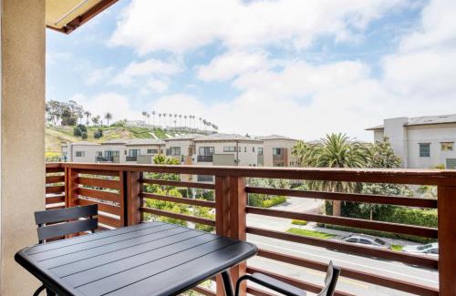 Playa Vista Apartment | Playa Vista 1BR with Pool, Gym & Lounge near LAX