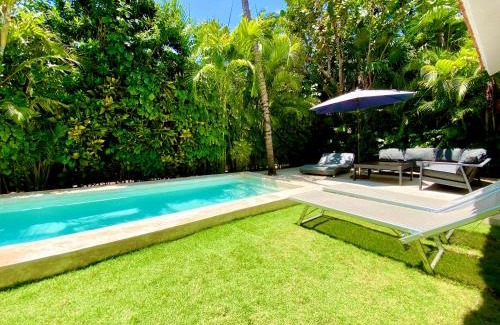 Playacar Beach Villa | Oceanfront Villa Almendra Playacar: Pet Friendly Retreat