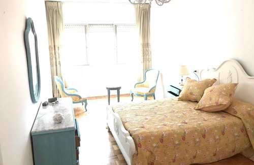 Mino Apartment | Family-Friendly Escape at Playas de Miño for 8 Guests