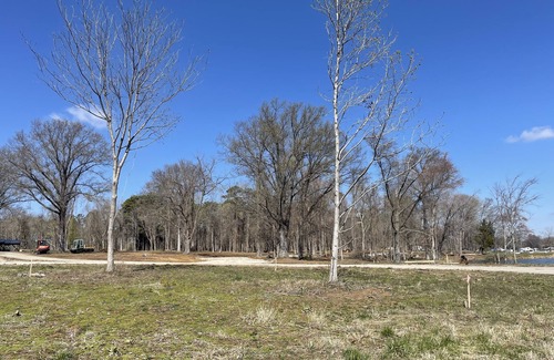 Carbondale RV Rental | Family-Friendly PLAYPORT South Camp: Eclipse Hot Spot Awaits