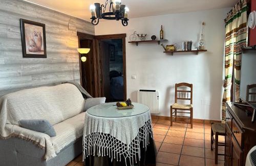Grazalema Apartment | Child-Friendly Comfort at Plaza de los Asomaderos 54
