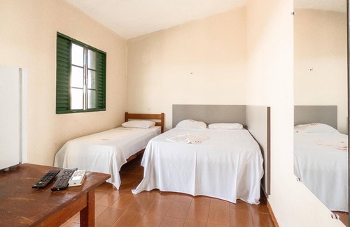 Vila Sofia Hotel | Comfortable Stay at Plaza Hotel with Breakfast & Family Amenities