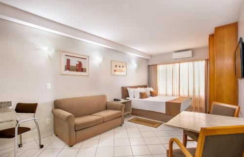 Sao Paulo Hotel | Explore Plaza Inn American Loft with Family-Friendly Dining
