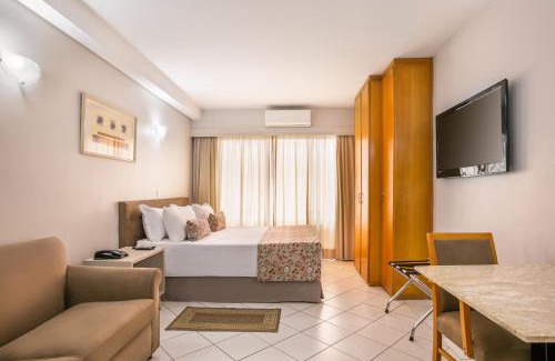 Sao Paulo Hotel | Explore Plaza Inn American Loft with Family-Friendly Dining