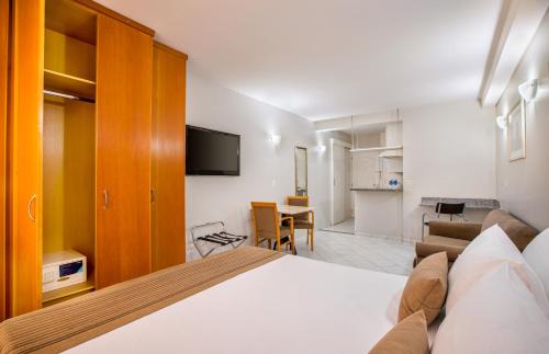 Sao Paulo Hotel | Explore Plaza Inn American Loft with Family-Friendly Dining