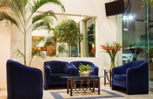 Tapachula Hotel | Discover Plaza Inn Express: Family-Friendly with Breakfast