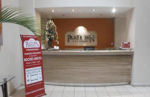 Tapachula Hotel | Discover Plaza Inn Express: Family-Friendly with Breakfast