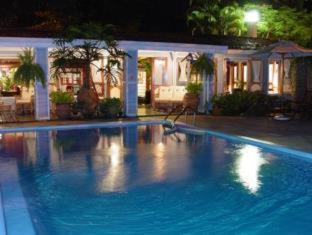 Pereque Hotel | Experience Plaza Inn Pousada do Capitão with Ocean Views
