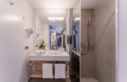 Erdberg Hotel | Discover PLAZA INN Wien Gasometer - Pet Friendly Retreat