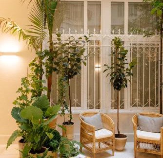 Old Town Apartment | Discover Plaza Mina Suites - Highly Rated for Adults