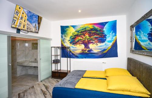 Enns House | Family-Friendly Retreat at Plaza Cafe & Bar